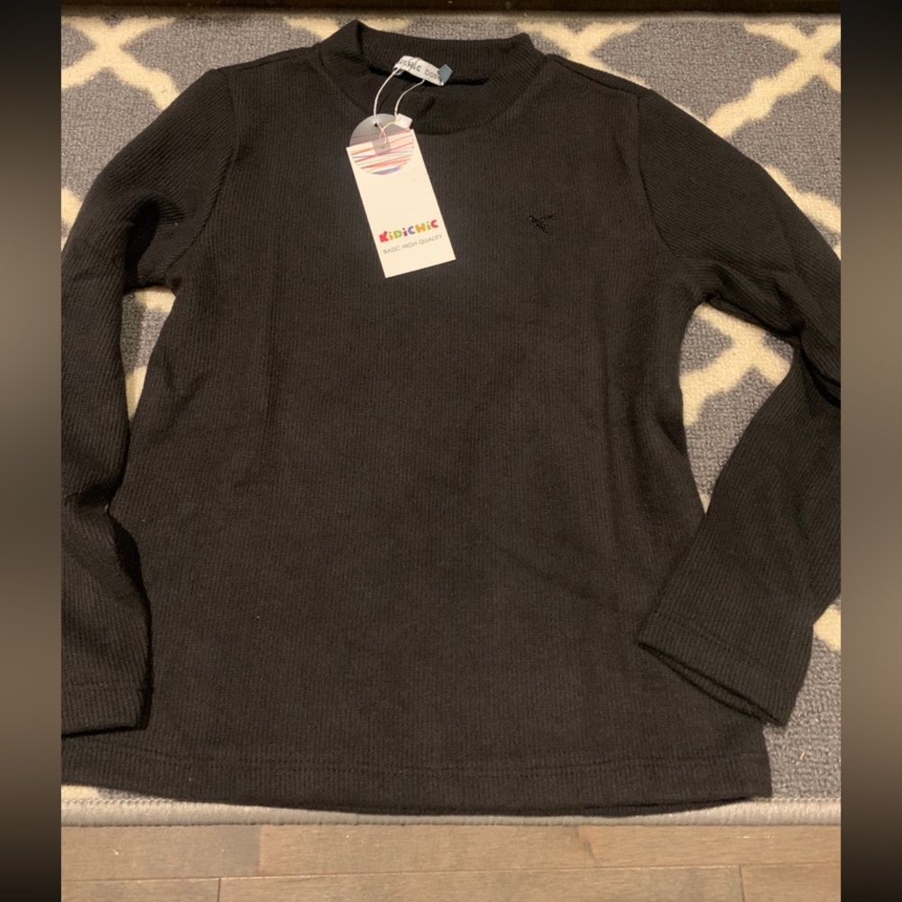 Boys Kidichic black sweater size 8 NWT